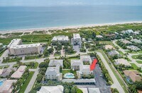 Building Photo - 1441 Ocean Dr