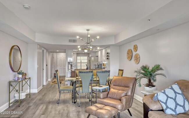 Building Photo - 4670 Links Village Dr