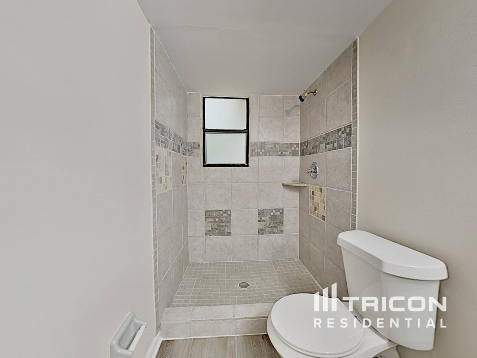 Building Photo - 9004 Derrickson Dr