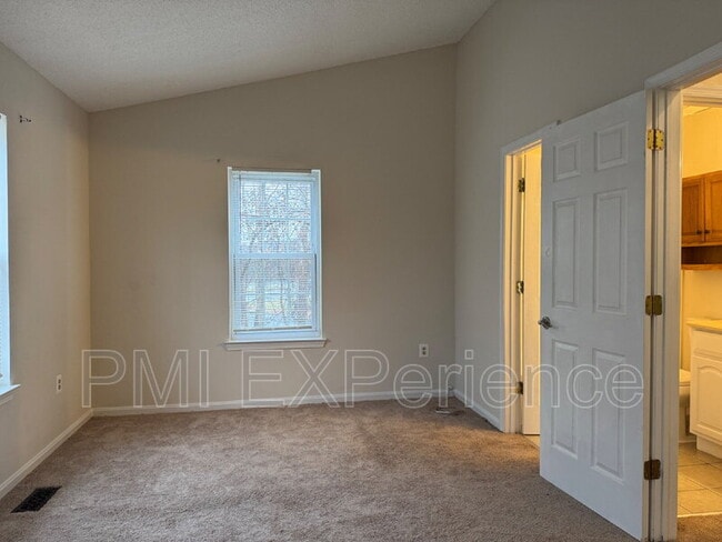 Building Photo - 709 St Michaels Dr