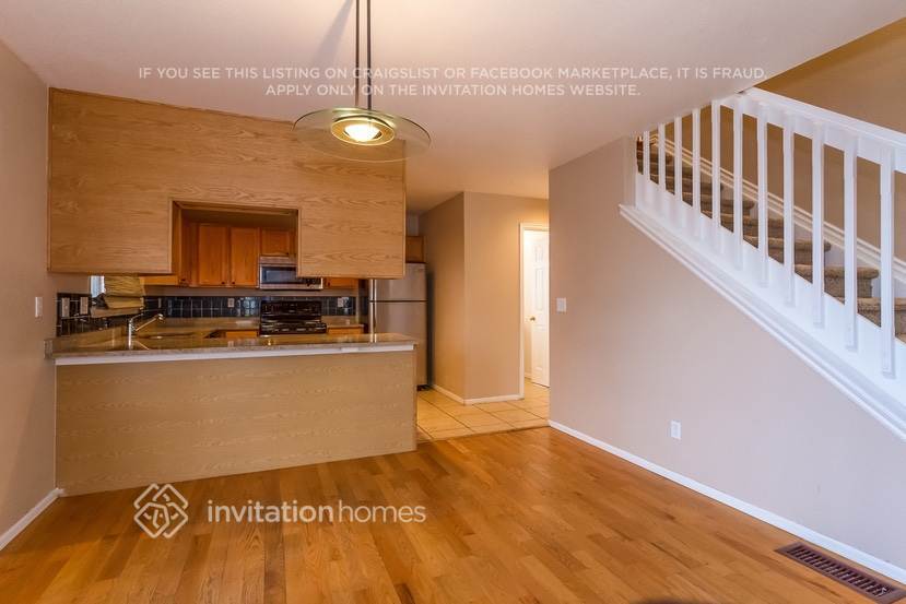 Building Photo - 8738 Snowbird Way