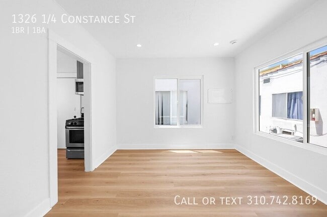 Building Photo - 1326 1/4 Constance St-