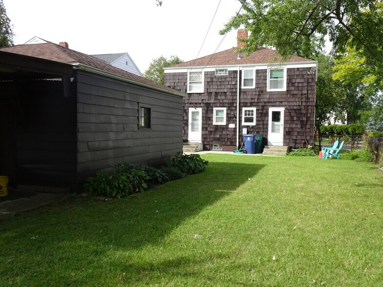 Building Photo - 615 Starin Ave