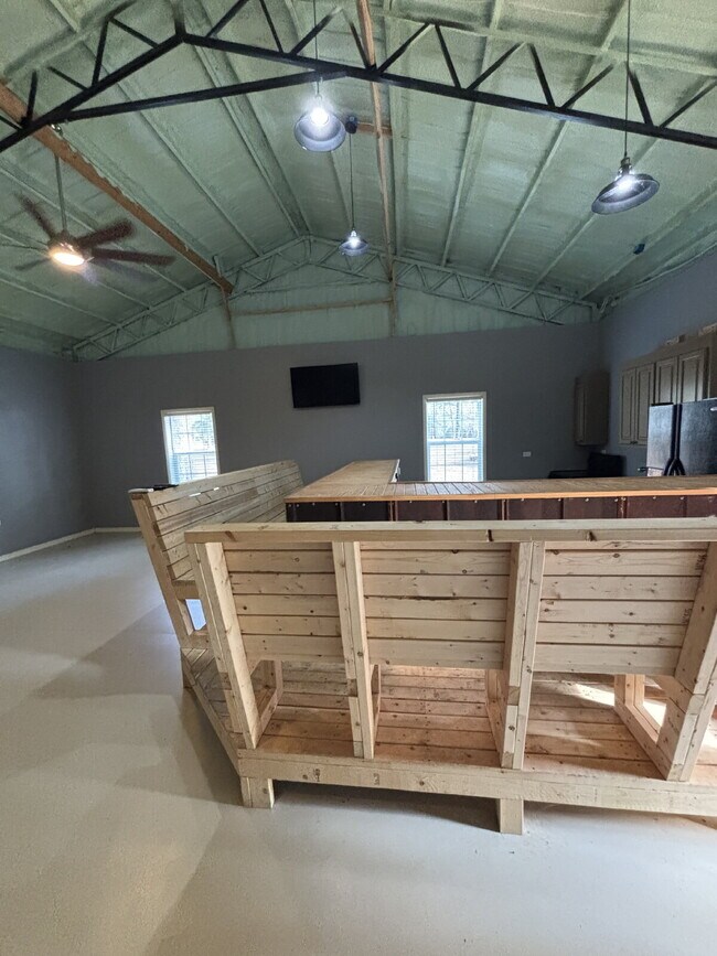 Building Photo - Studio Apartment FOR RENT in Dothan, AL!