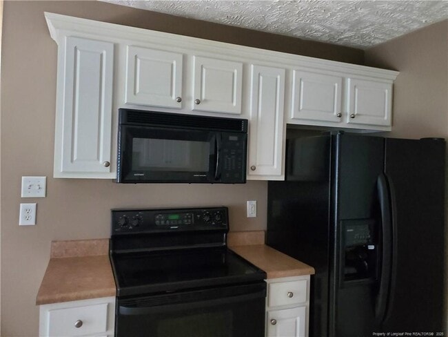 Building Photo - 160 Yellowstone Ct