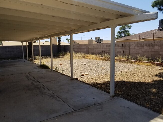 Building Photo - 7605 Seagull Ave