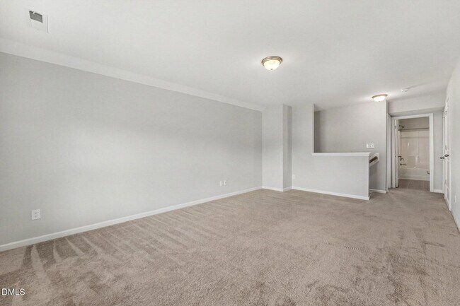 Building Photo - 43 Henhouse Ct