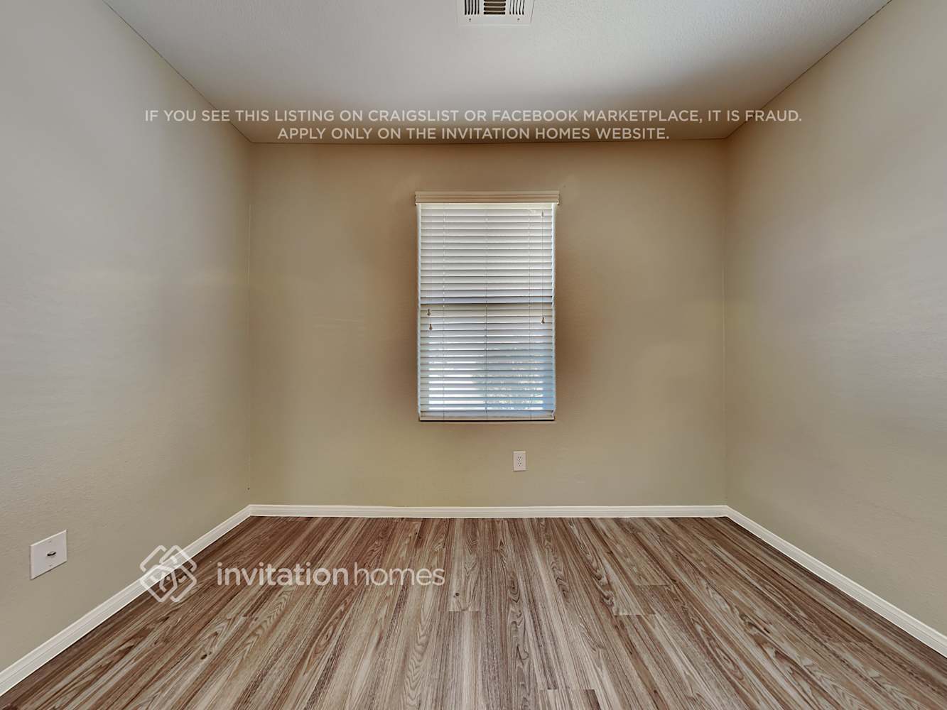 Building Photo - 10751 Bayview House Ave