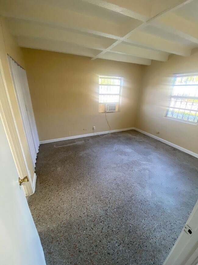 Building Photo - 2723-2723 Georgia Ave