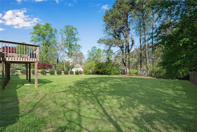 Building Photo - 3941 Forest Dr