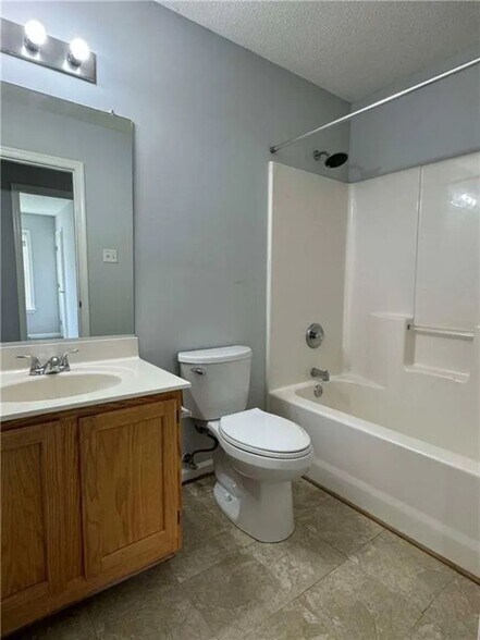 Building Photo - 4627 Prince Trevor Dr