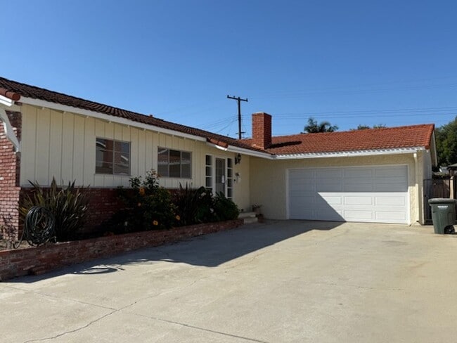 Building Photo - **LA MIRADA** Beautifully Maintained 3-Bedroom Home with Park-Like Yard