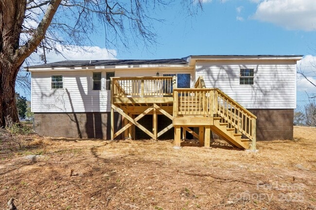 Building Photo - 132 Shady Grove Rd