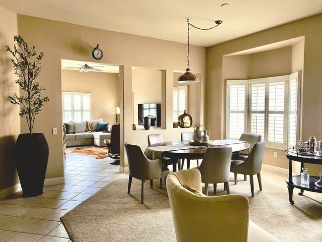 Building Photo - 5177 W Navajo Mesa Pl