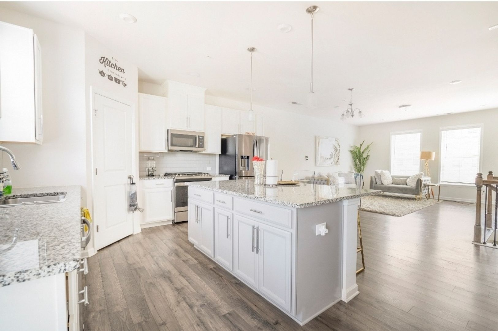 Building Photo - 1421 Ridgebend Way SE