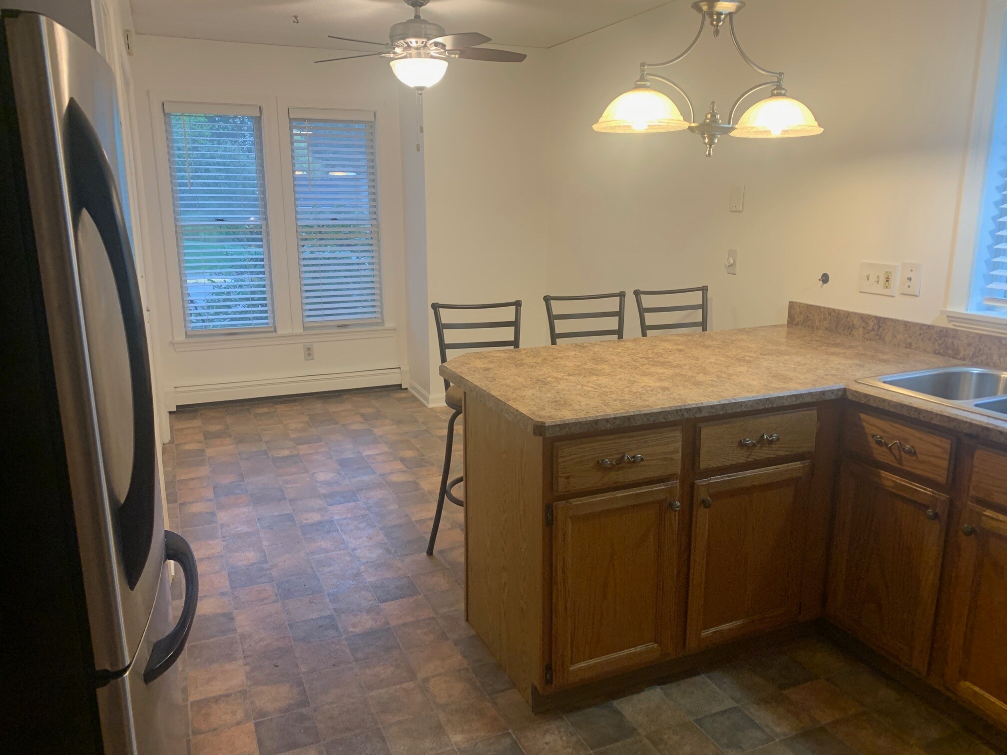 Building Photo - 61 Trotters Way