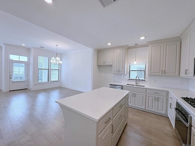 Building Photo - 10263 Alderman Dr