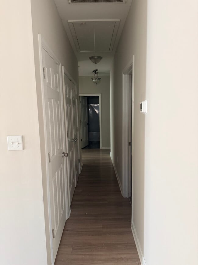 Building Photo - 2433 Dakar Dr