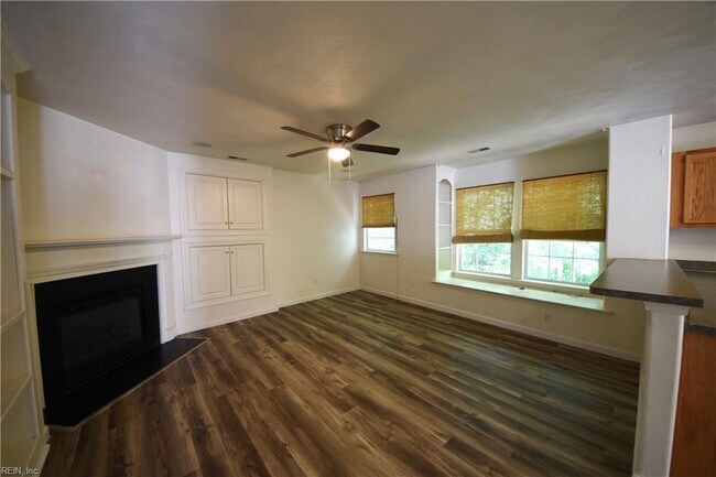 Building Photo - 1109 Lady Ashley Dr