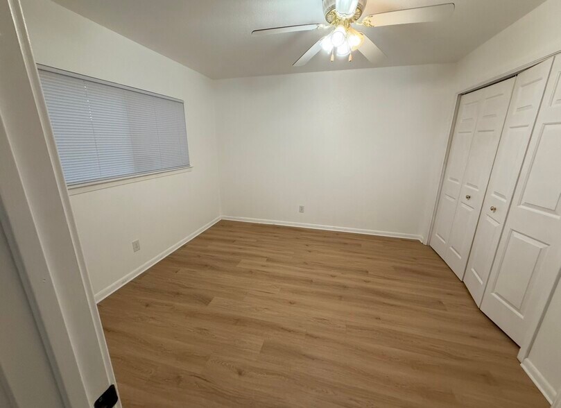 Building Photo - 2903 Shadow Bend Dr