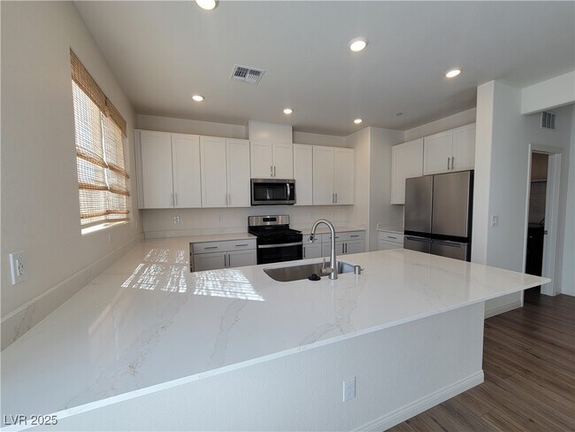 Building Photo - 3652 Valpacos Ln