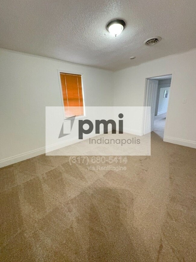 Building Photo - 955 S 22nd St