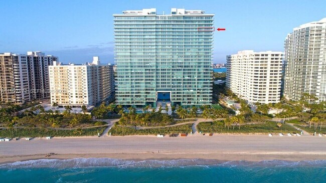 Building Photo - 10203 Collins Ave