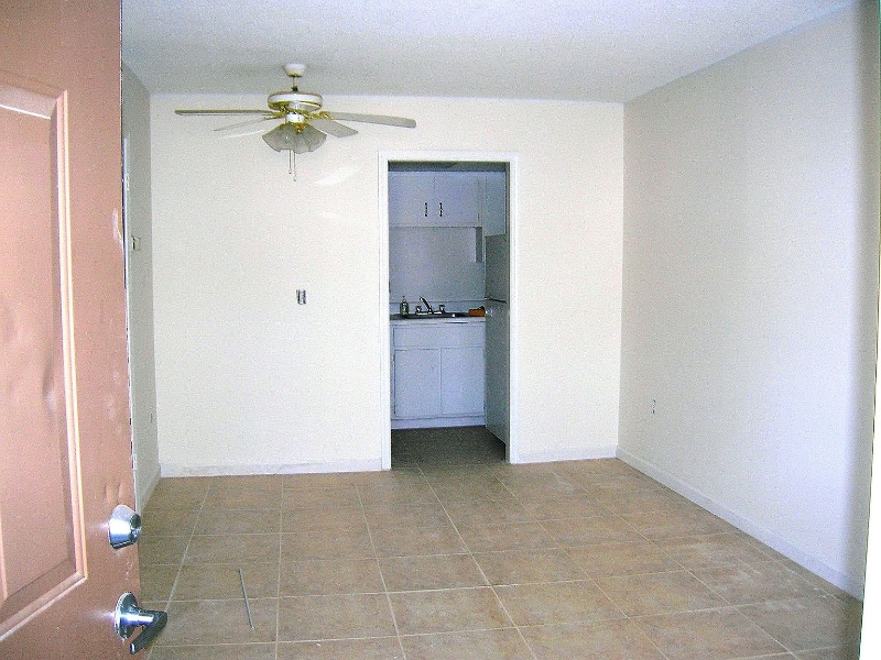 Building Photo - 2521 Caper Ln