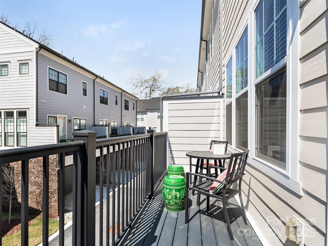 Building Photo - 5044 Harrowsmith Ln