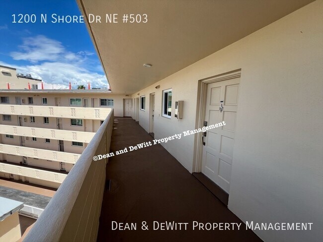 Building Photo - 1200 N Shore Dr NE