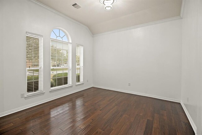 Building Photo - 2903 Flower Creek Ln