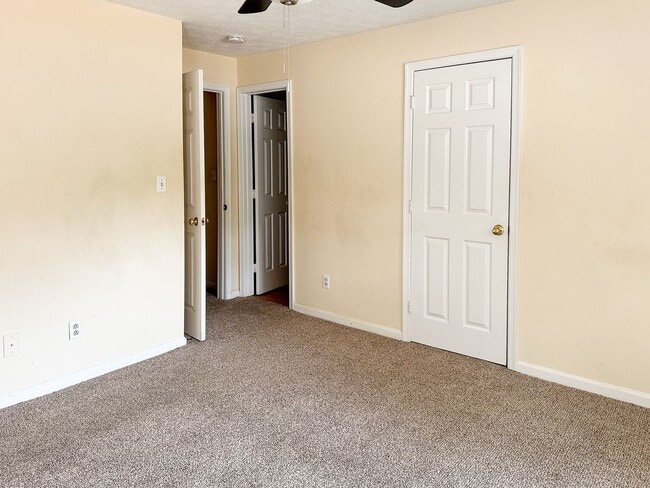 Building Photo - 742 Brookside Drive  #201 Newport News