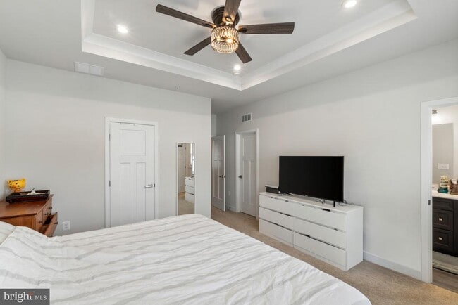 Building Photo - 7932 Tanbridge Ln