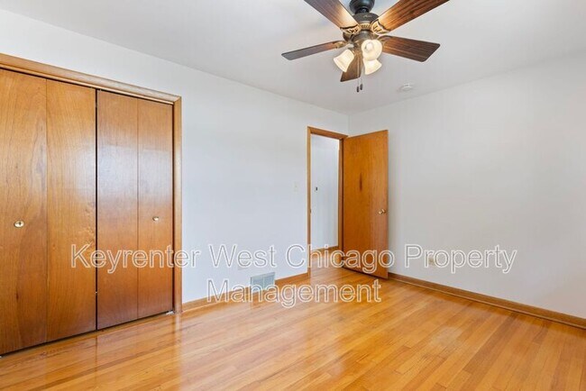 Building Photo - 4201 Prairie Ave
