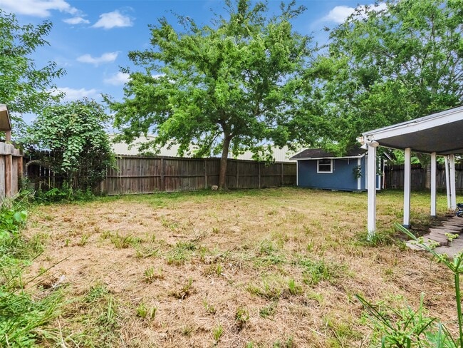 Building Photo - 18726 Wood Glen Ln