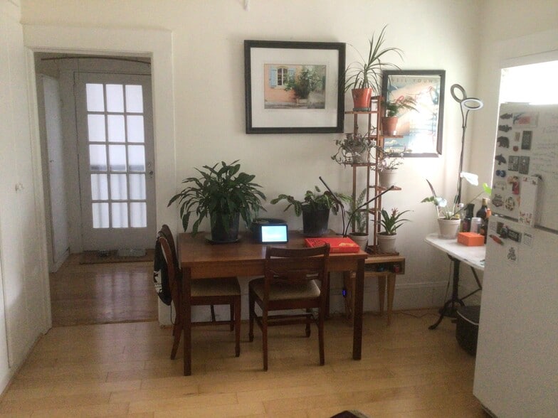 Building Photo - 1615 SE 37th Ave