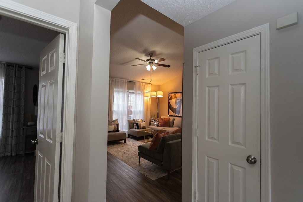 Building Photo - 2419 Smugglers Ct