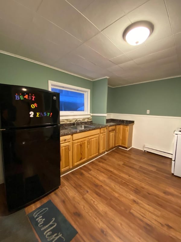 Building Photo - 2 East St