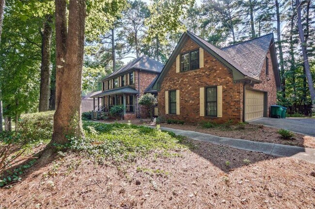 Building Photo - 5741 Wolf Laurel Dr SW