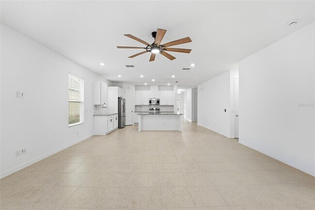 Building Photo - 6550 Barnstorm Wy