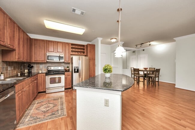 Building Photo - 1711 Old Spanish Trl