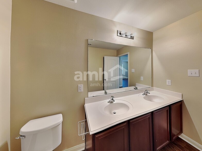 Building Photo - 6164 Obsidian Creek Dr