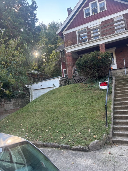 Building Photo - 3429 Ruther Ave