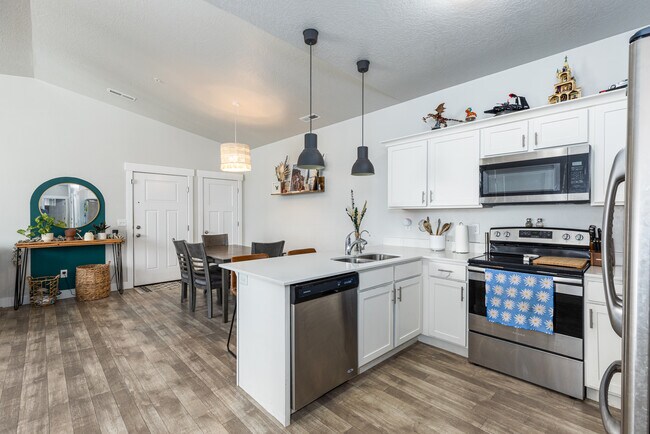 Building Photo - 14472 S Selvig Way