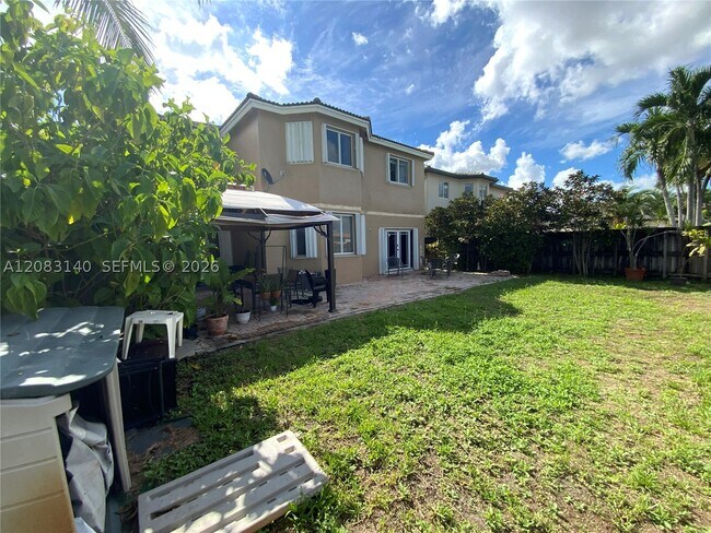 Building Photo - 6528 SW 158th Pass