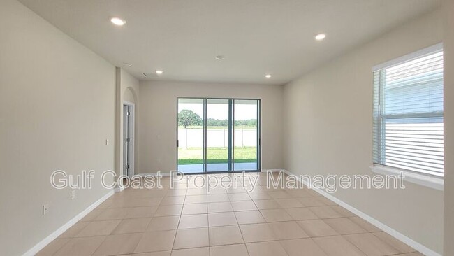Building Photo - 590 157th Ct E