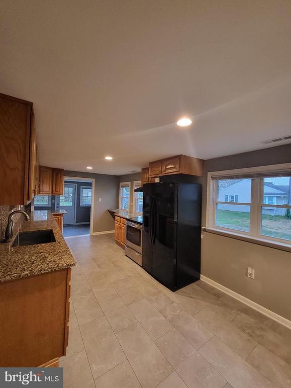Building Photo - 811 Chester River Dr