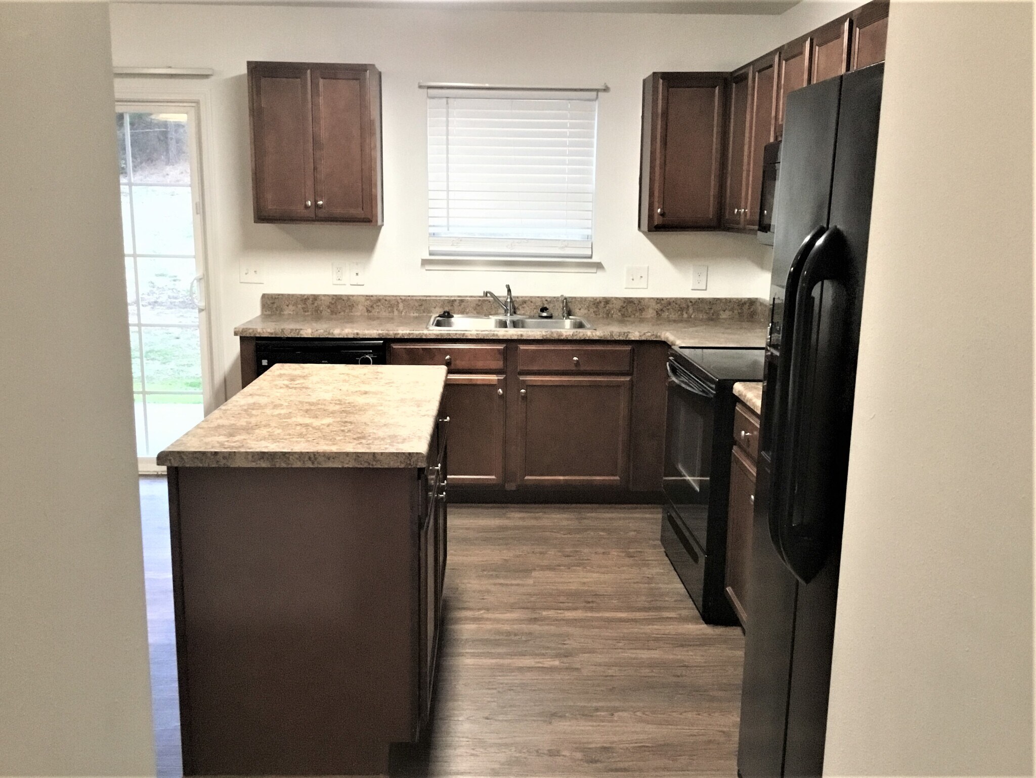 Building Photo - 133 Mount Olivet Dr