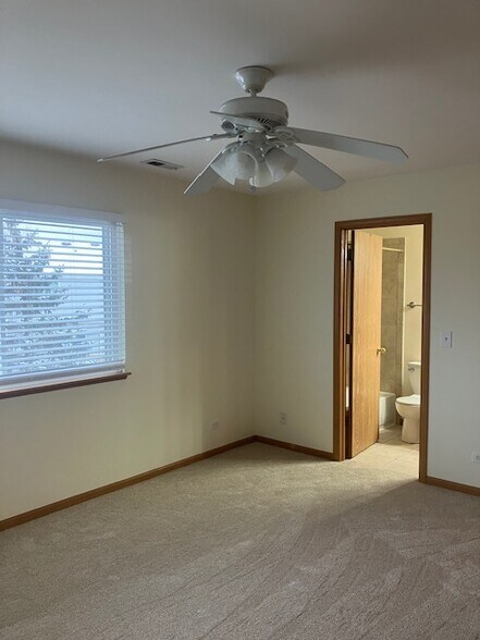 Building Photo - 3110 Shenandoah Dr