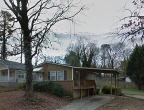 Building Photo - Adorable 3 Bedroom For Rent in SW Atlanta ...